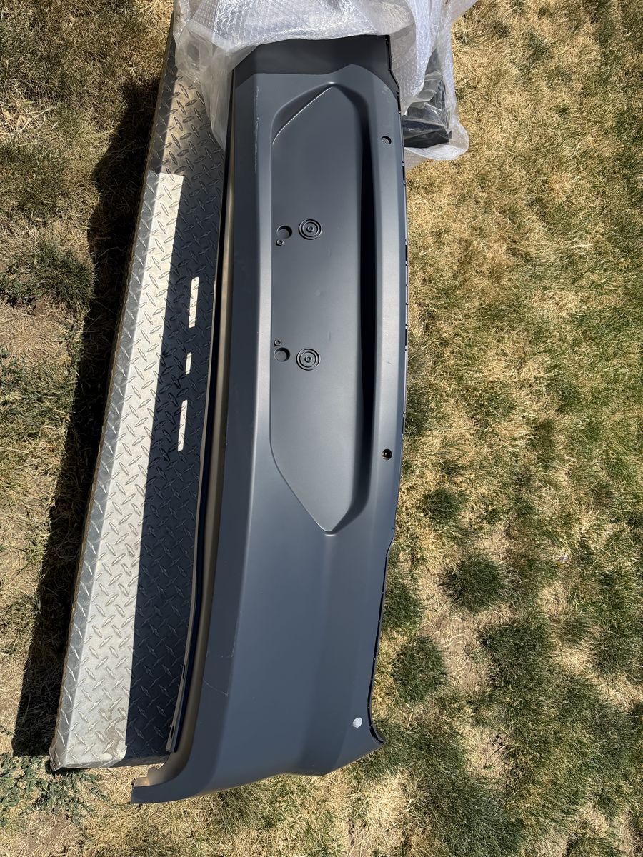Unpainted Ford Mustang GT500 Rear Bumper (MUS18GT500 PP+EPDM)