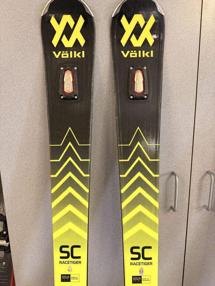 Volkl Racetiger SC Used Skis 160cm with Marker Motion 12.0 GW Bindings