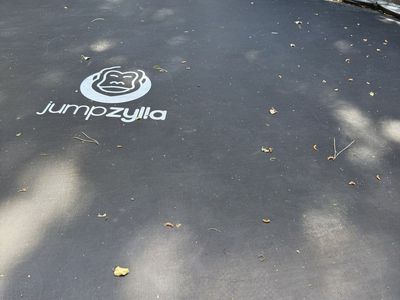 Trampoline