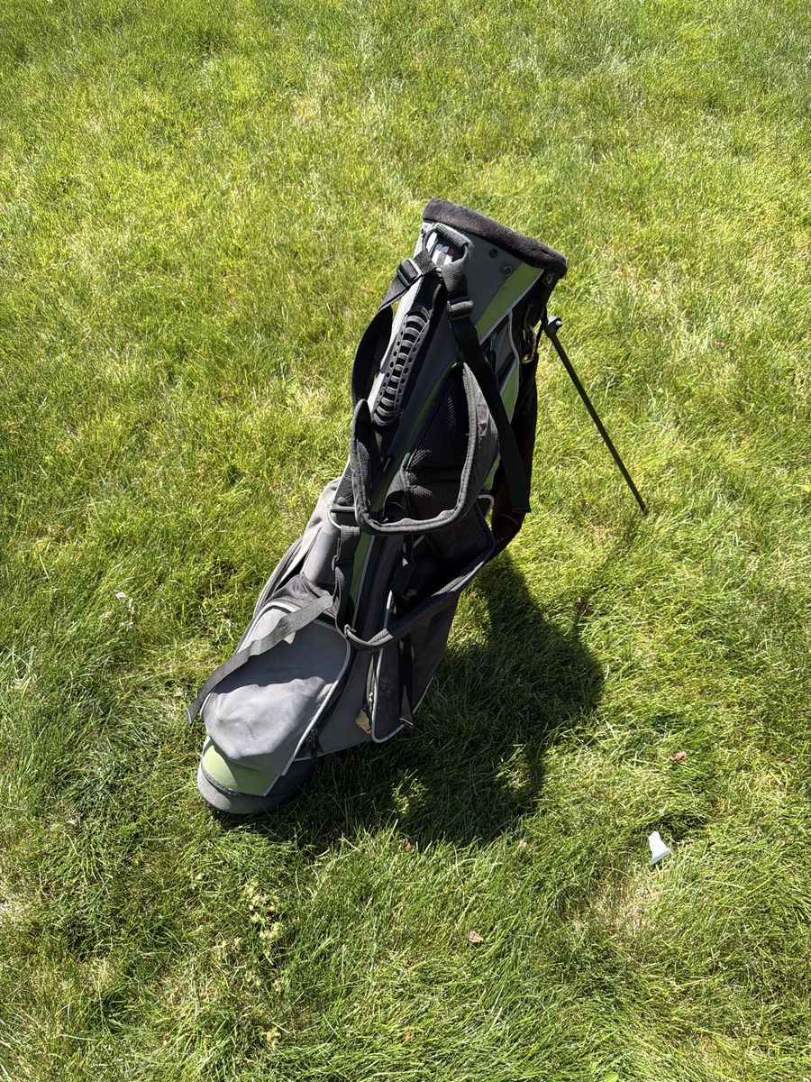 Golf Stand Bag - Gray/Green Lightweight Carry Bag with Dual Strap