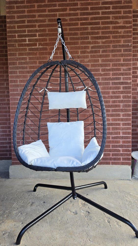 NEW Hanging Egg Chair with Stand – Assembled & Ready to Enjoy!