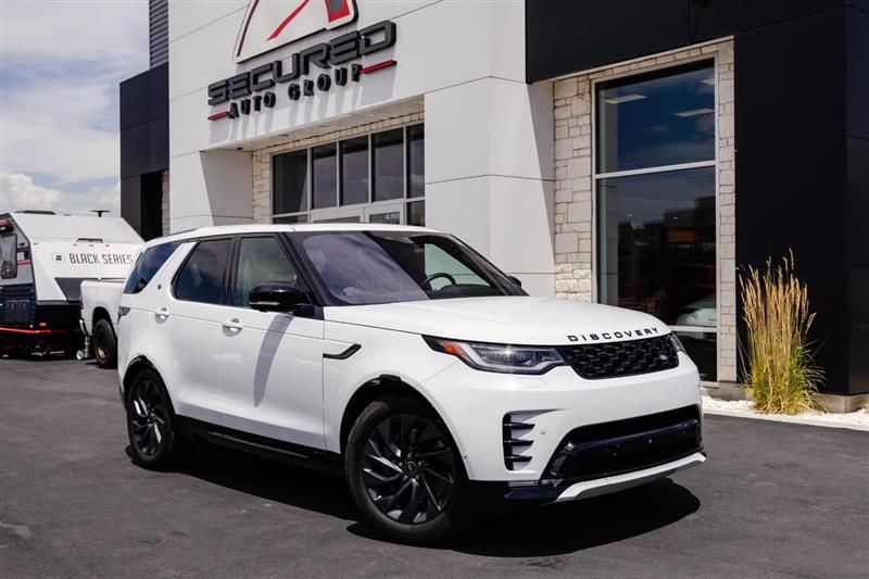 2022 Land Rover Discovery P360 S R-Dynamic