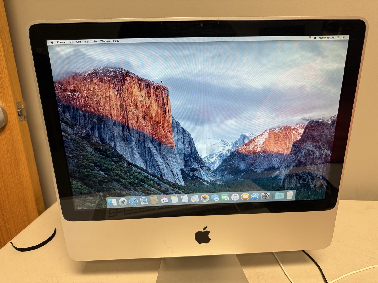 Apple computer