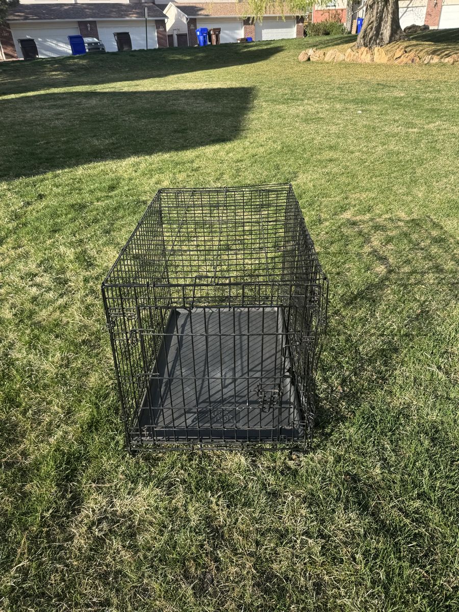 Double Door Collaspible Dog Crate You and Me 36in