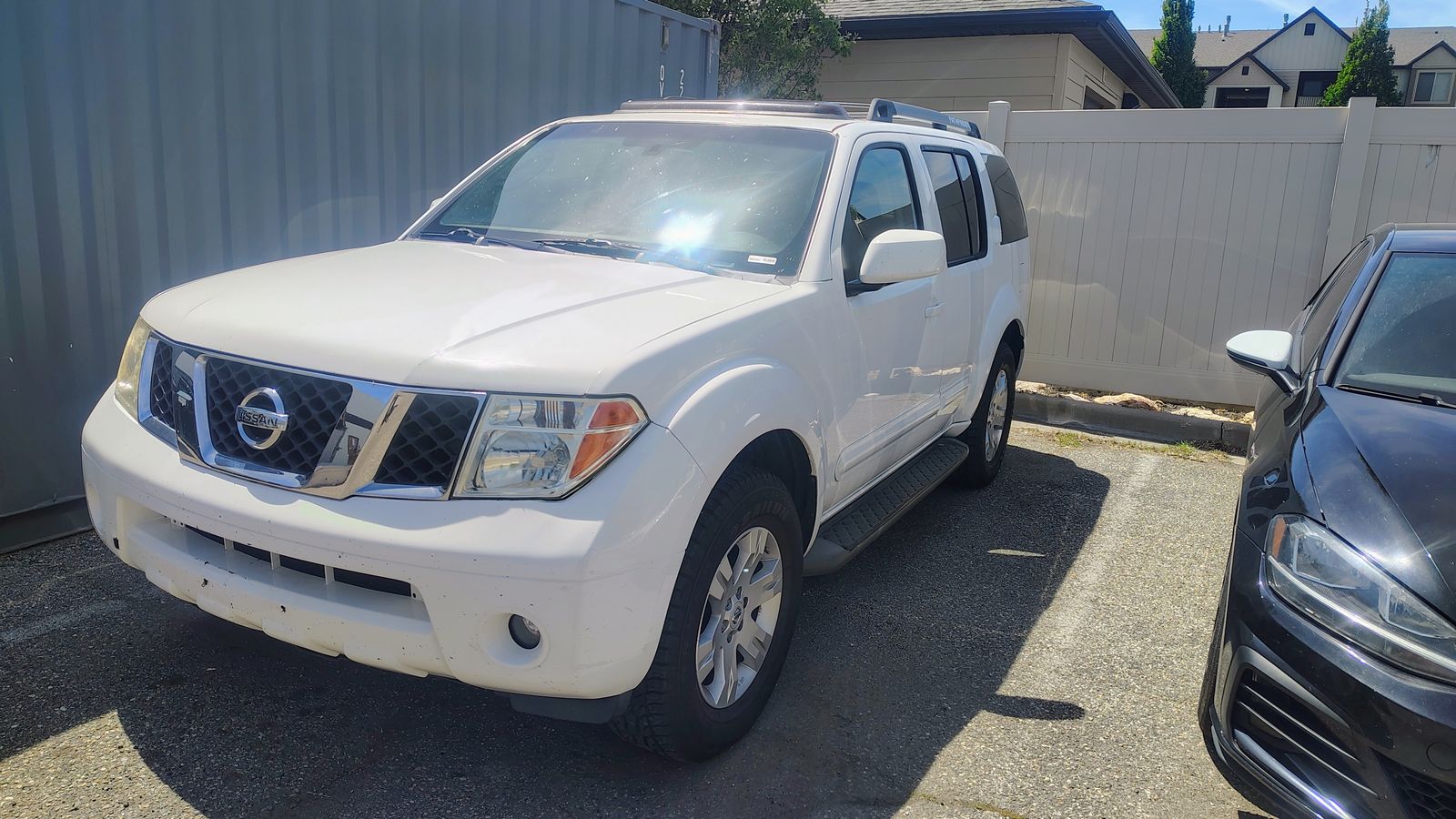 2007 Nissan Pathfinder LE