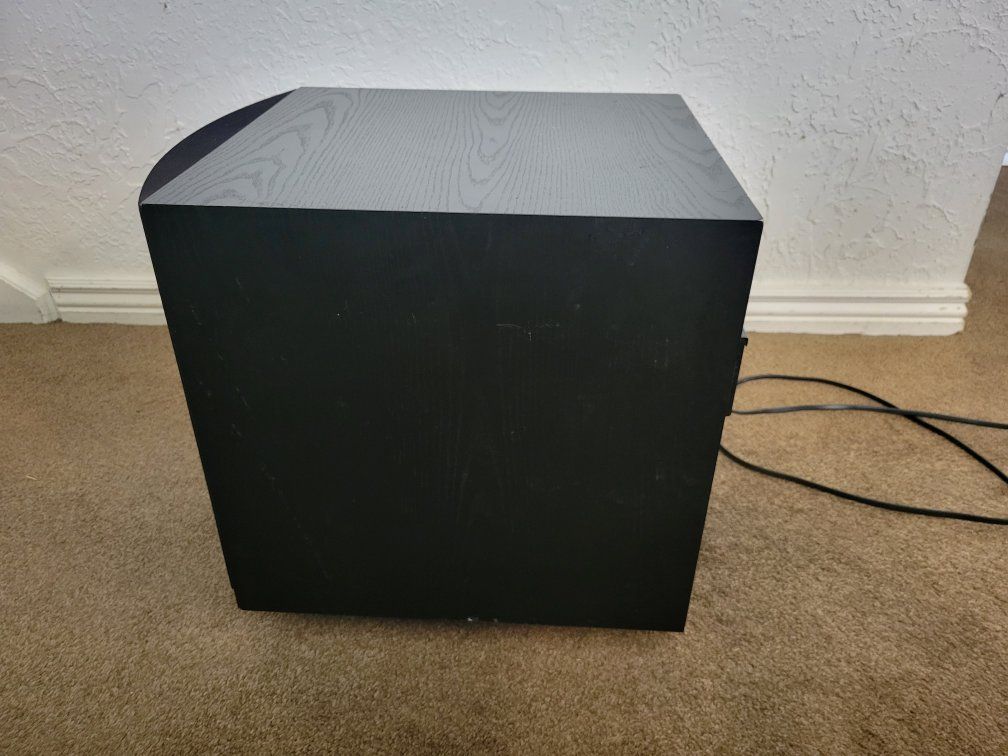 Main image 5