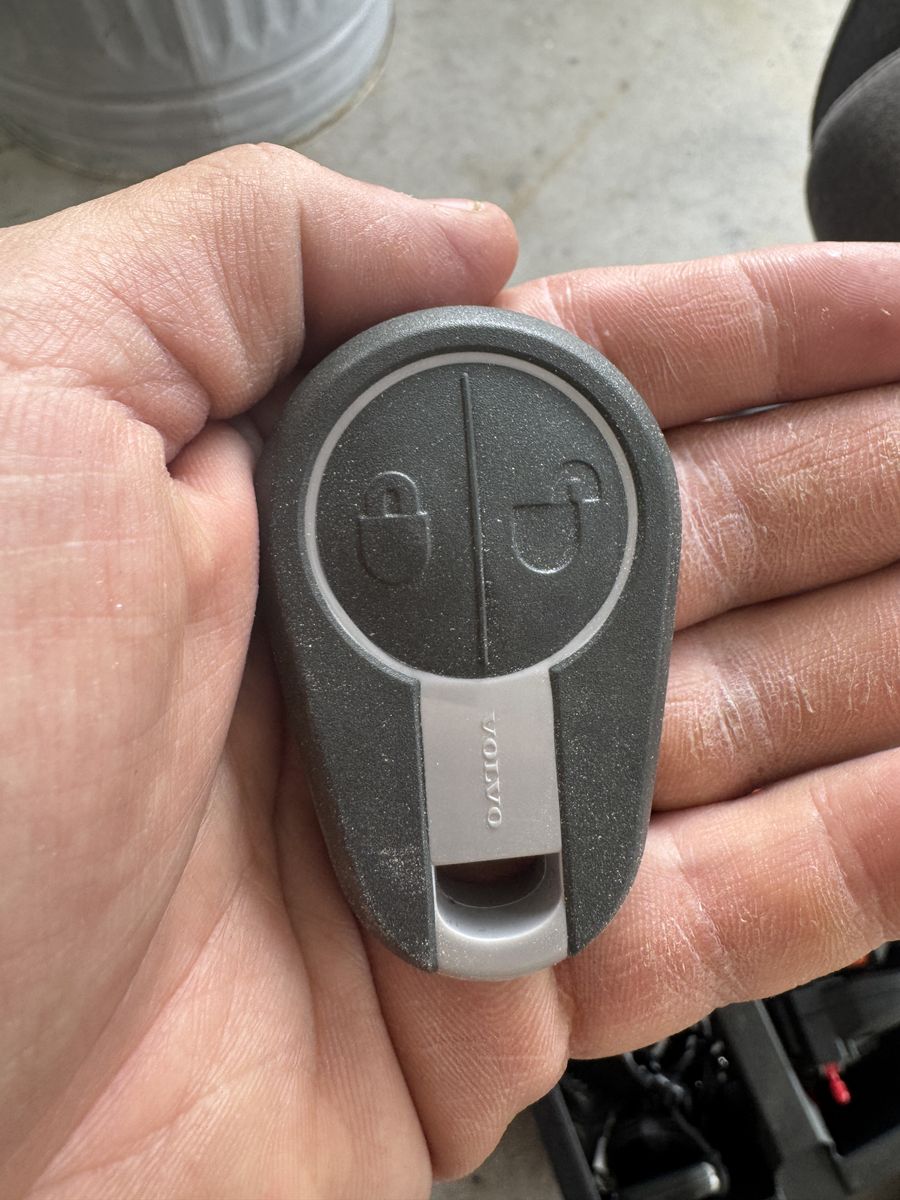 Volvo Semi Truck Fob
