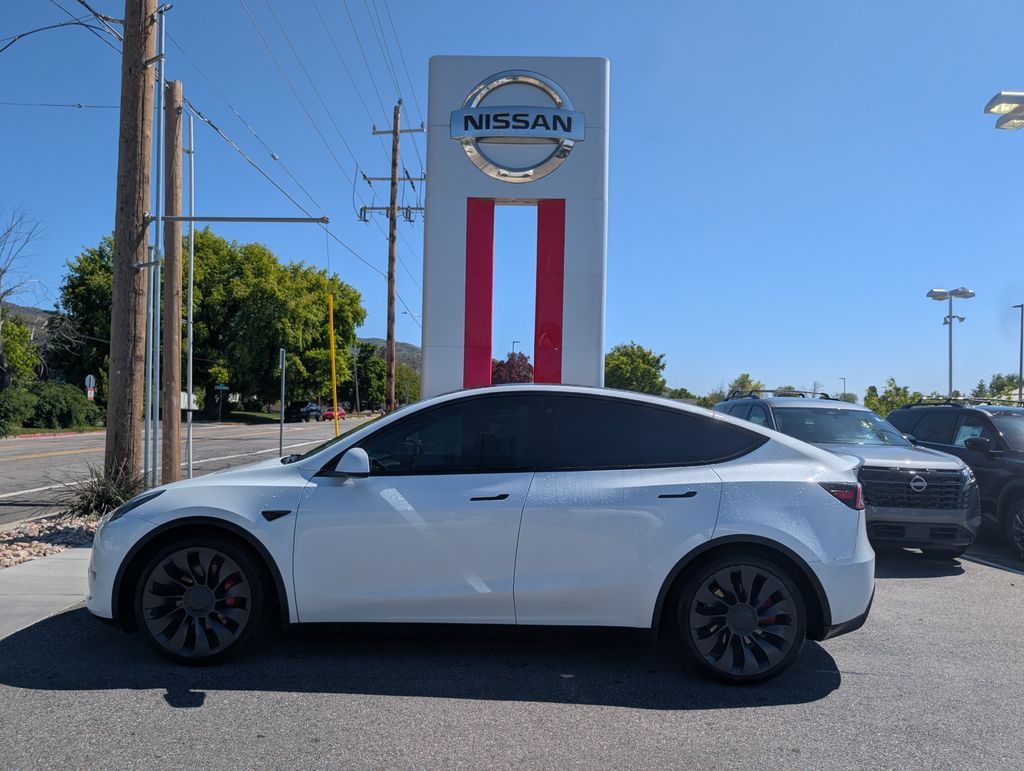 2023 Tesla Model Y Performance