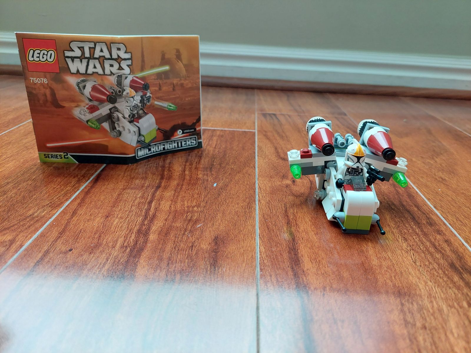 Republic Gunship Microfighter LEGO