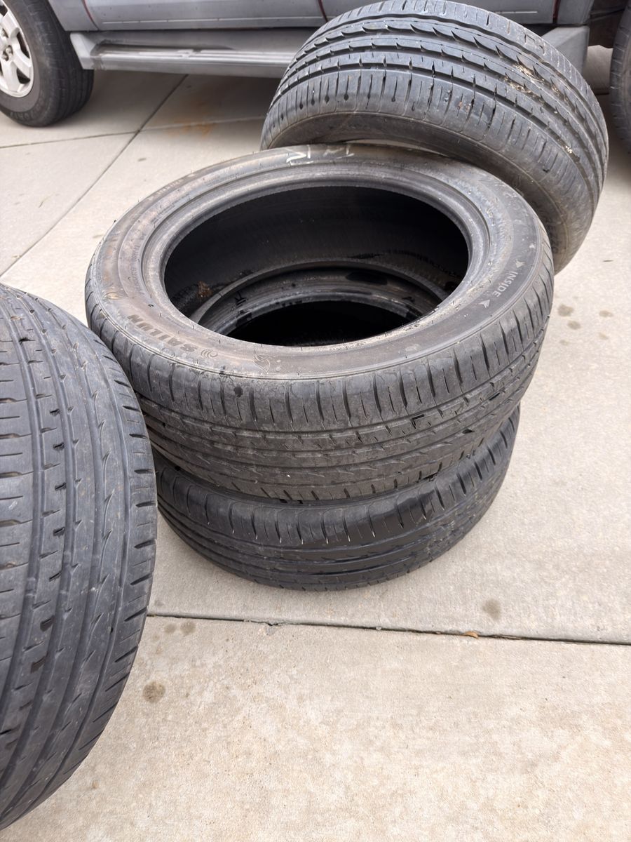 Used Tires - Atrezzo Sailun - Set of 4