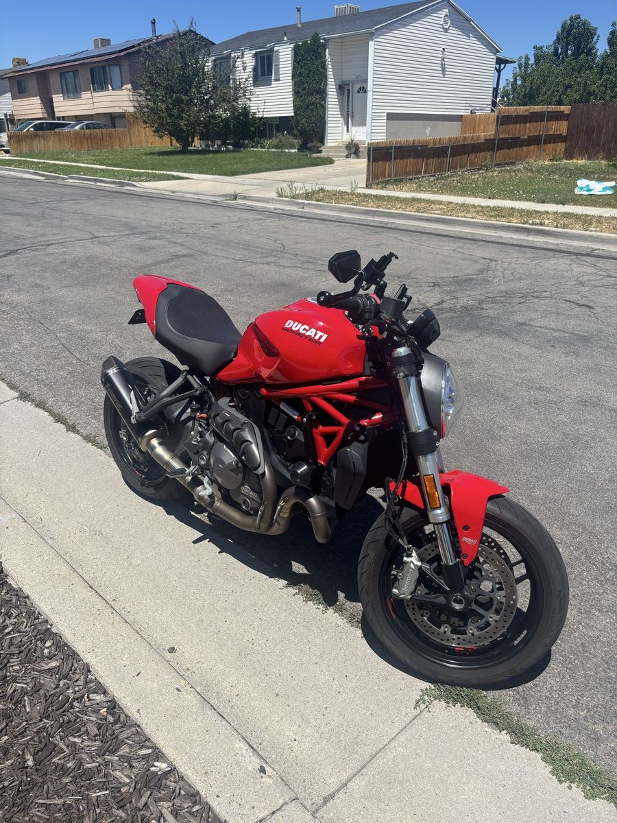 2018 Ducati Monster 821