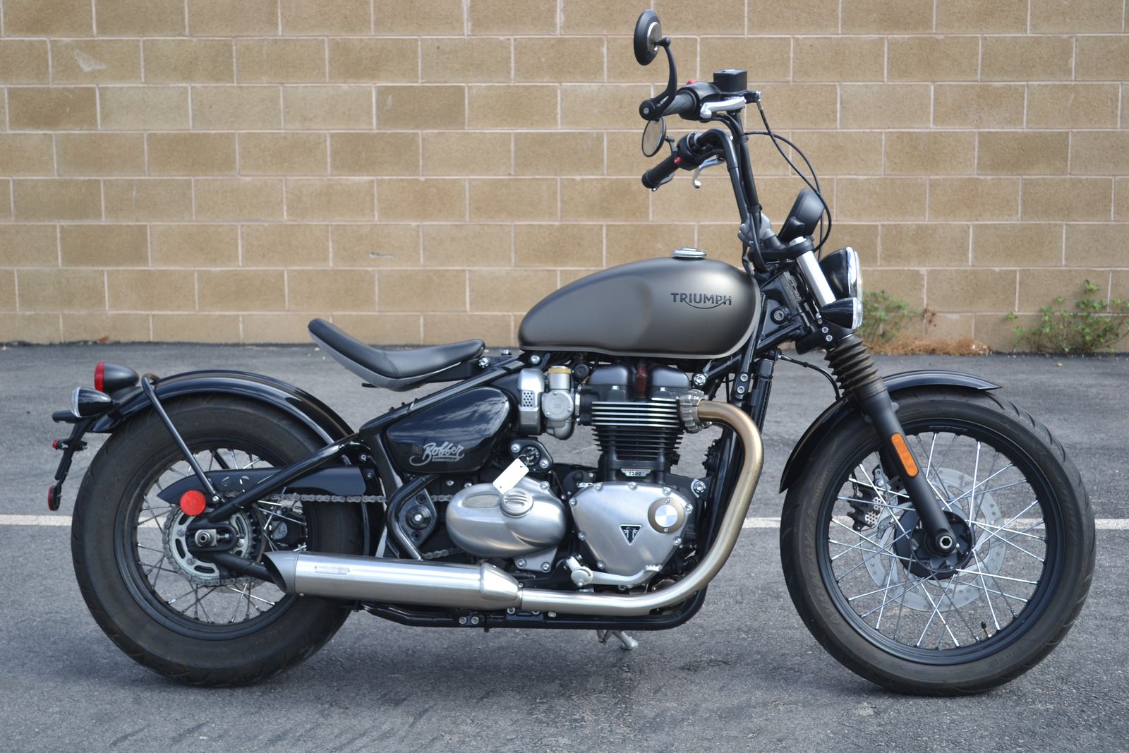 2018 Triumph Bonneville Bobber - ONLY 2,000 MILES - Cruiser