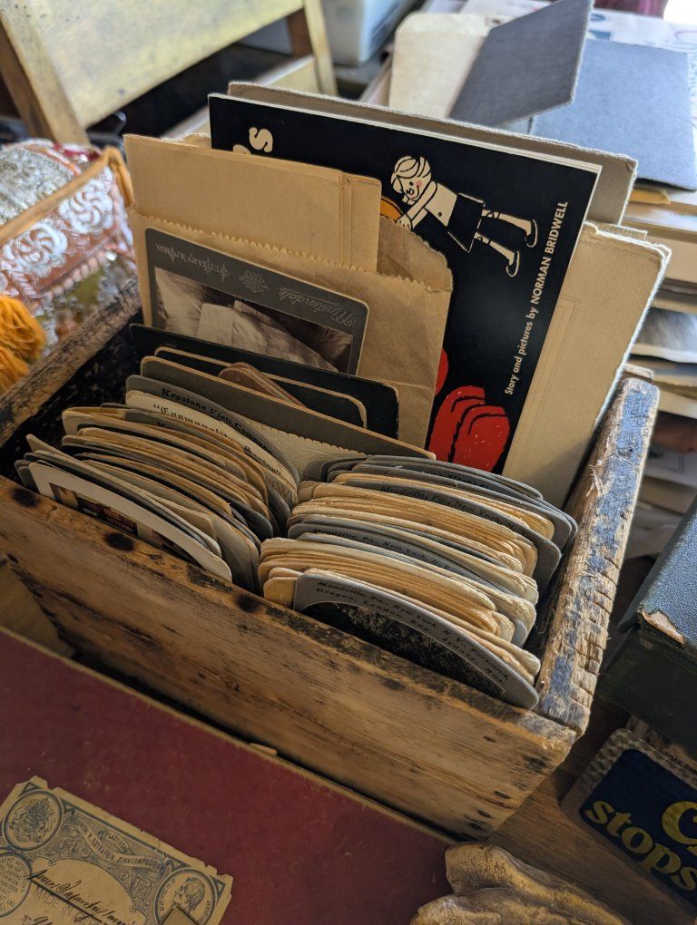 Main image 12