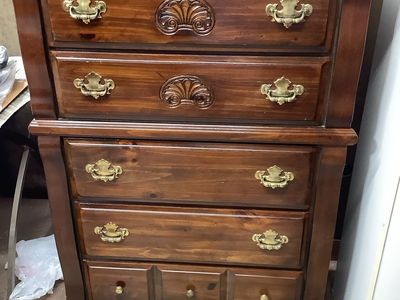 Beautiful 6 Drawer All Wood Dresser