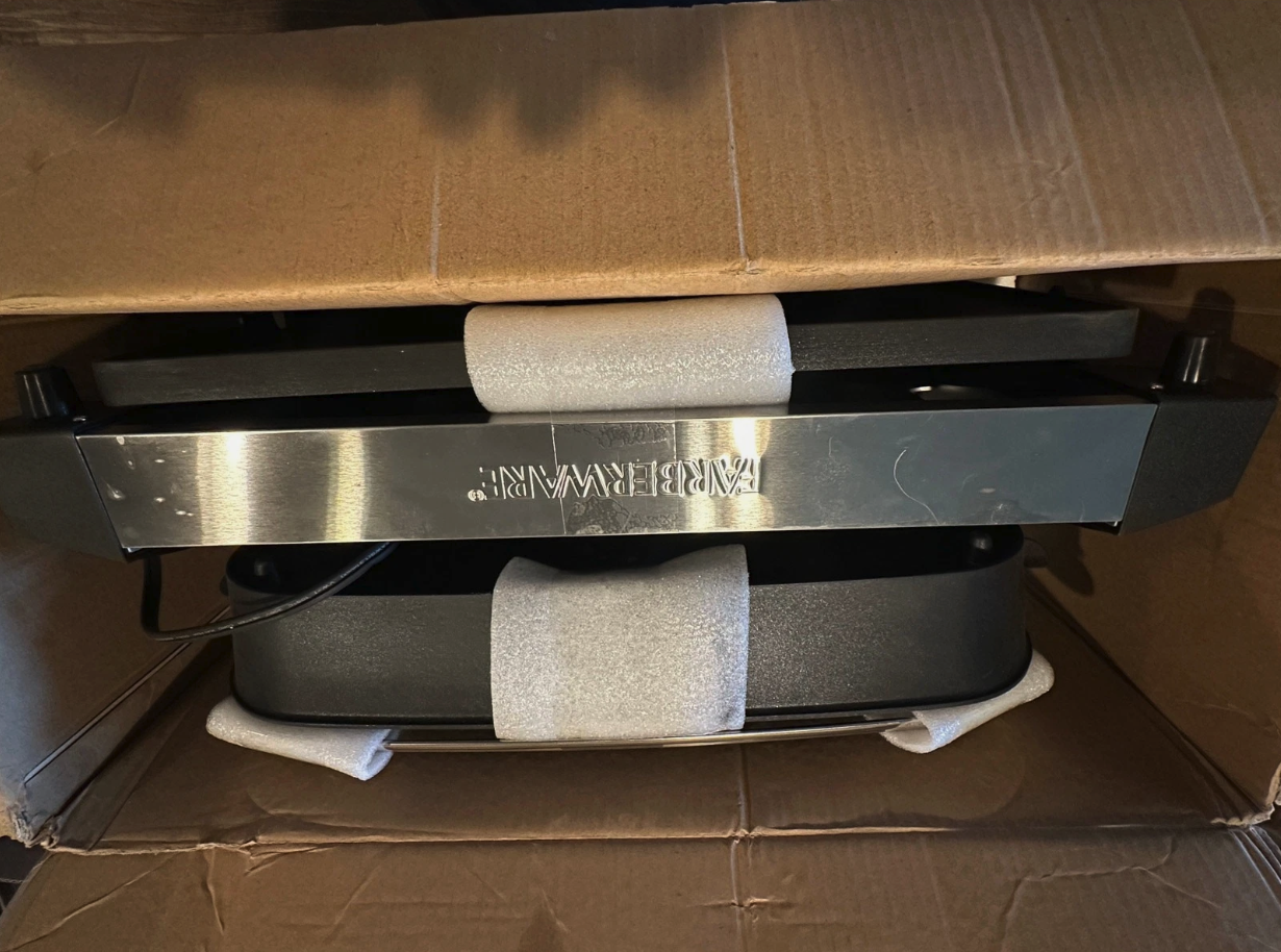 Main image 6