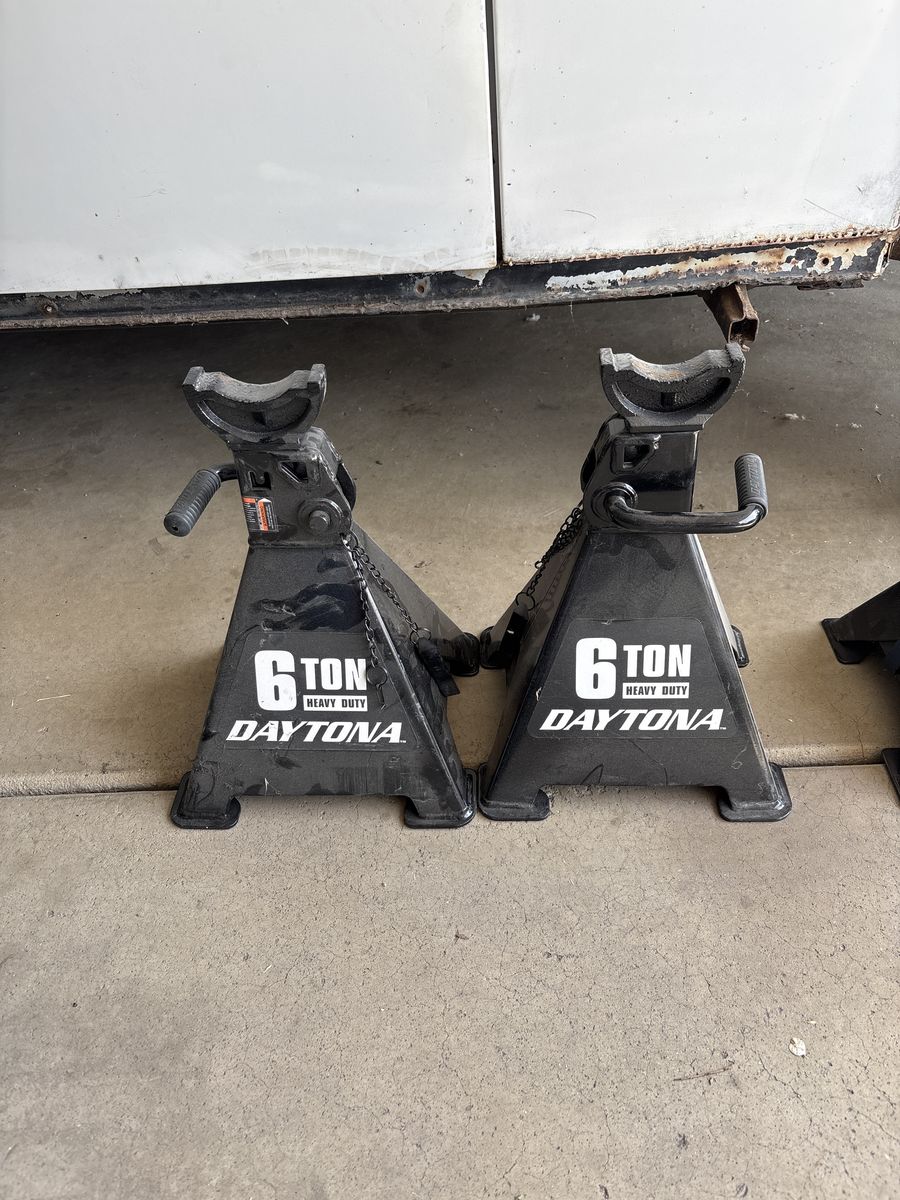 6 Ton Jack Stands