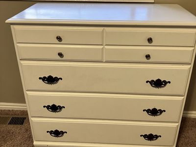 White Wood Dresser - 4 Drawers