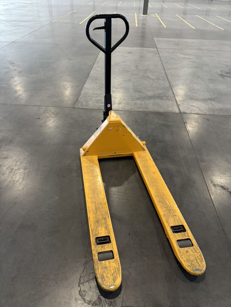 U-Line Pallet Truck