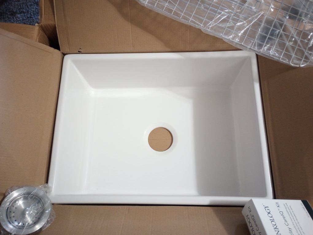 24" Fireclay Single Bowl Sink