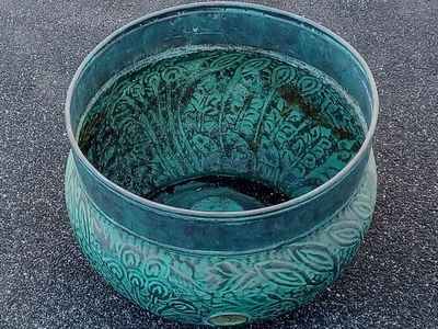 Hose/Planter Pot with Embossed Floral Design