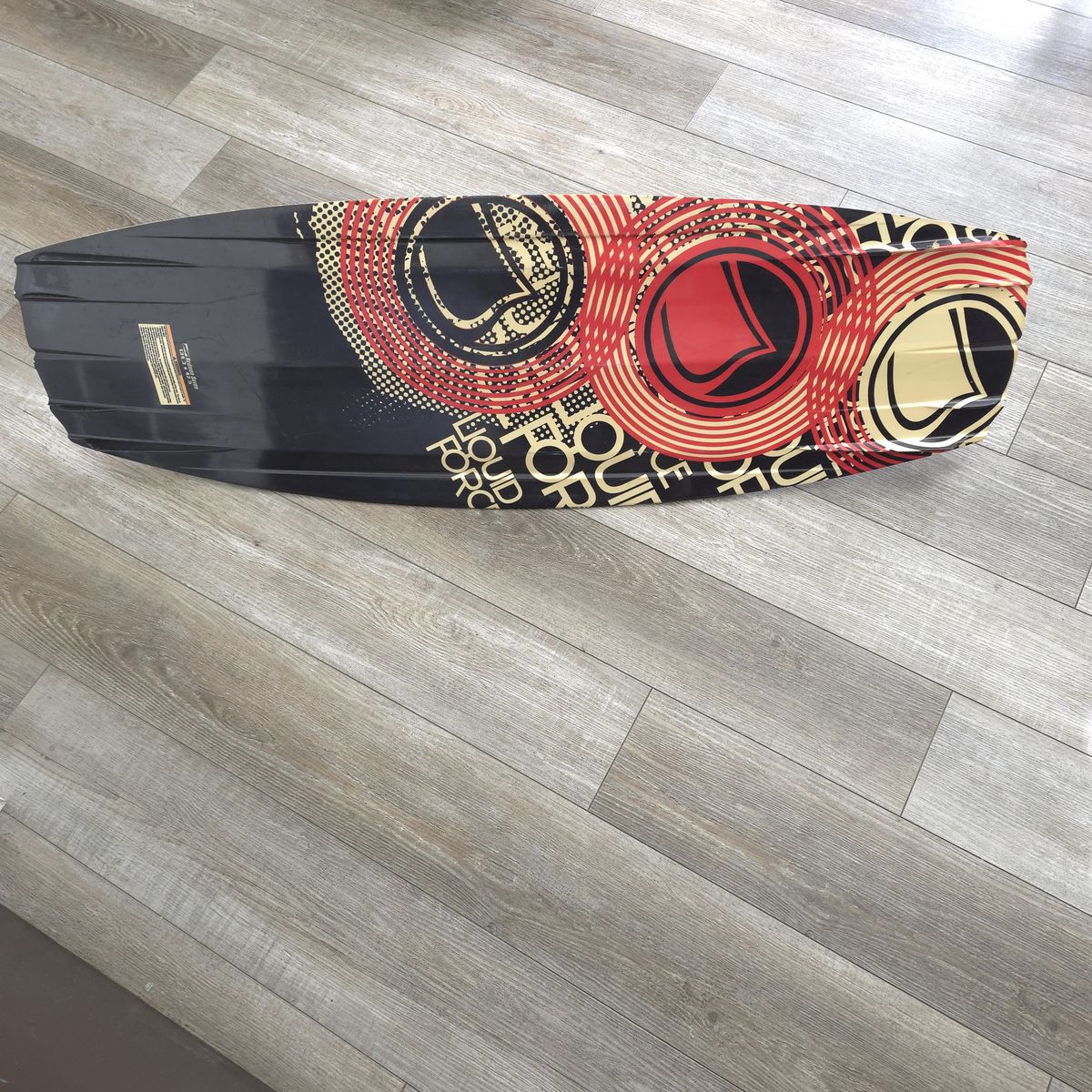 Main image 10