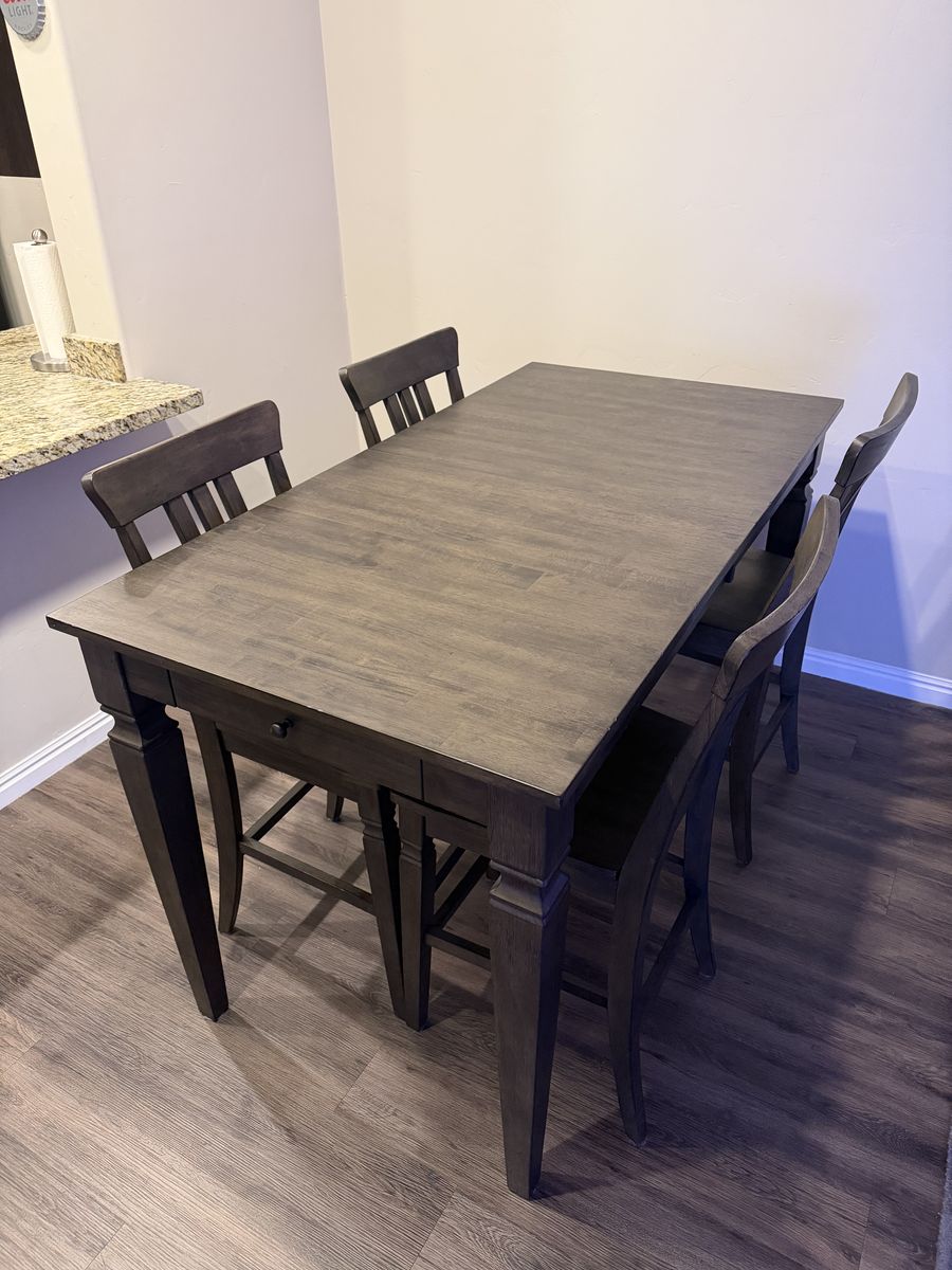 Solid Wood Dining Table & Chairs