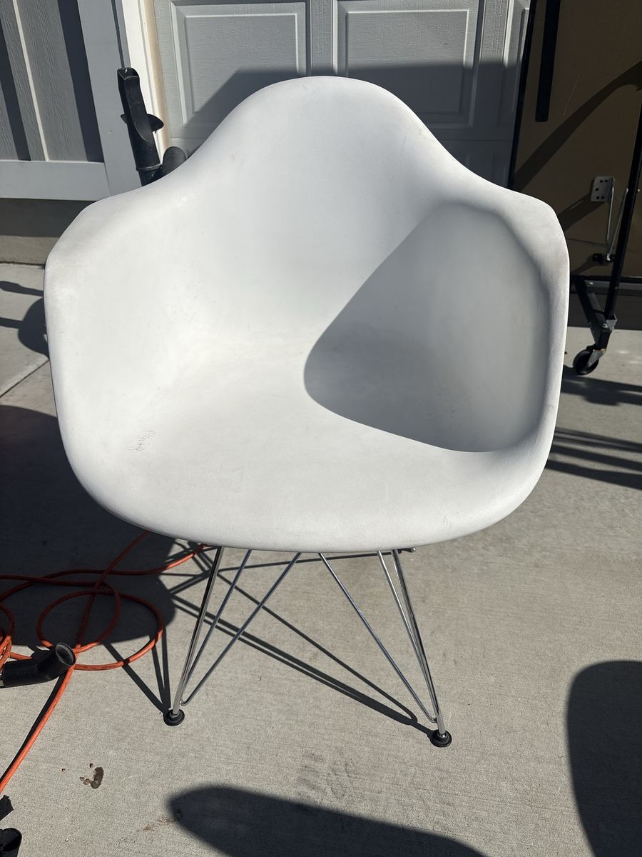 Modern White Molded Plastic Armchair with Chrome Eiffel Wire Base