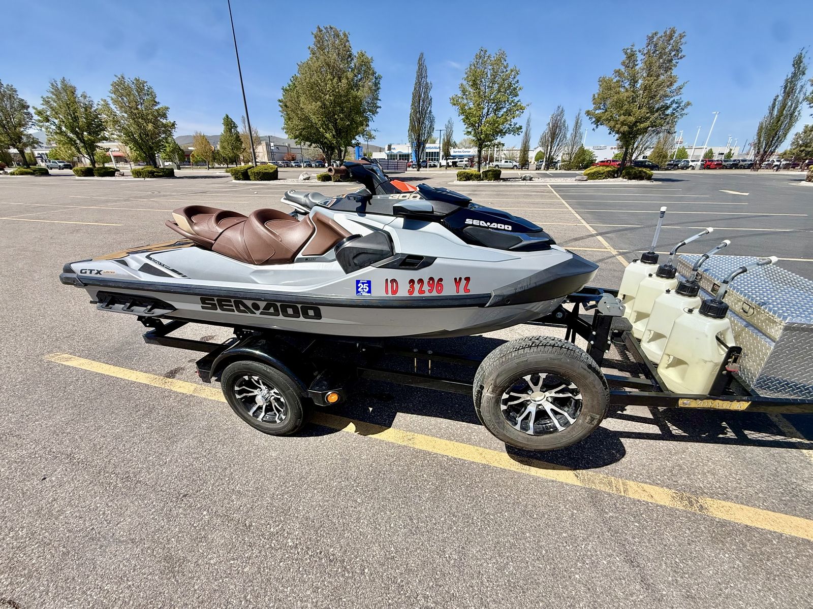 TURN-KEY SUMMER PACKAGE – SEA-DOO TRIXX + SEA DOO GTX LIMITED 300