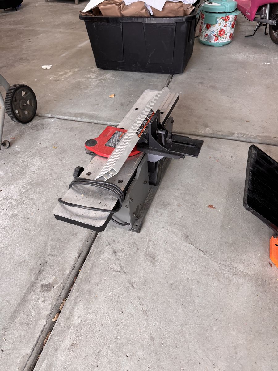 Porter-Cable 6” Variable Speed Bench Jointer
