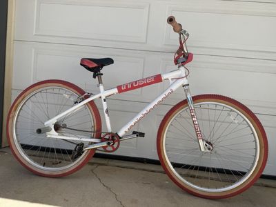 THRUSTER Bike