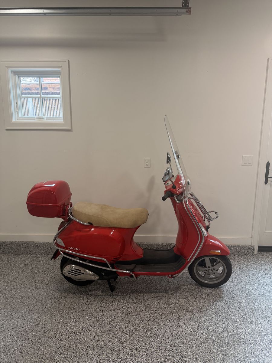 Vespa LX 150