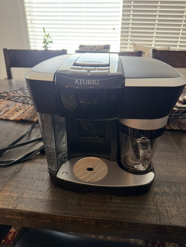 KEURIG RIVO R500 LAVAZZA ESPRESSO CAPP LATTE MACH
