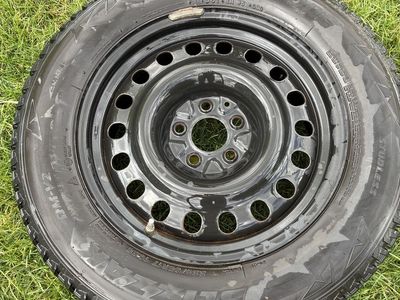 Sienna snow tires! Bridgestone Blizzak DM-V2 225/65R17 Winter Tire on Steel Rim