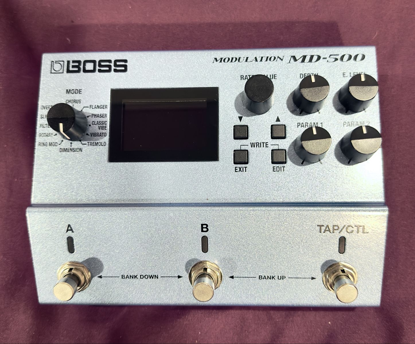 BOSS MD-500 Modulation Guitar Effect Pedal with 28 Modes MIDI USB - Mint Condition