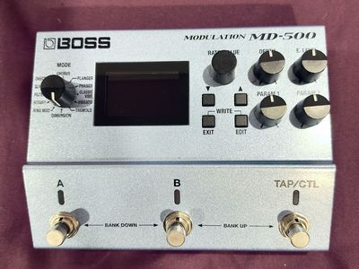 BOSS MD-500 Modulation Guitar Effect Pedal with 28 Modes MIDI USB - Mint Condition
