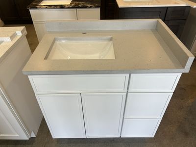 36 Inch Vanity Quartz top