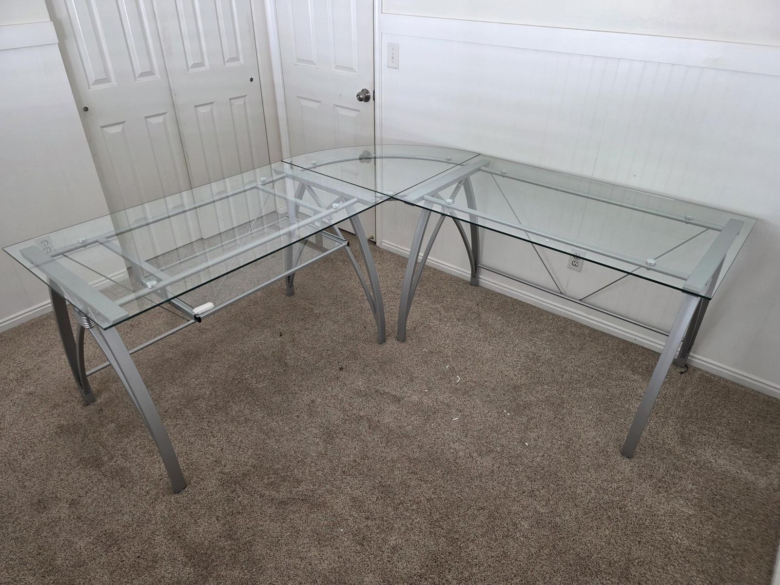 Vista Glass 76"W L-Shape Corner Desk