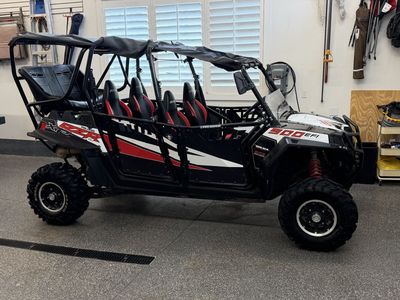 Polaris RZR XP 4 900 with custom third row (seats 6)