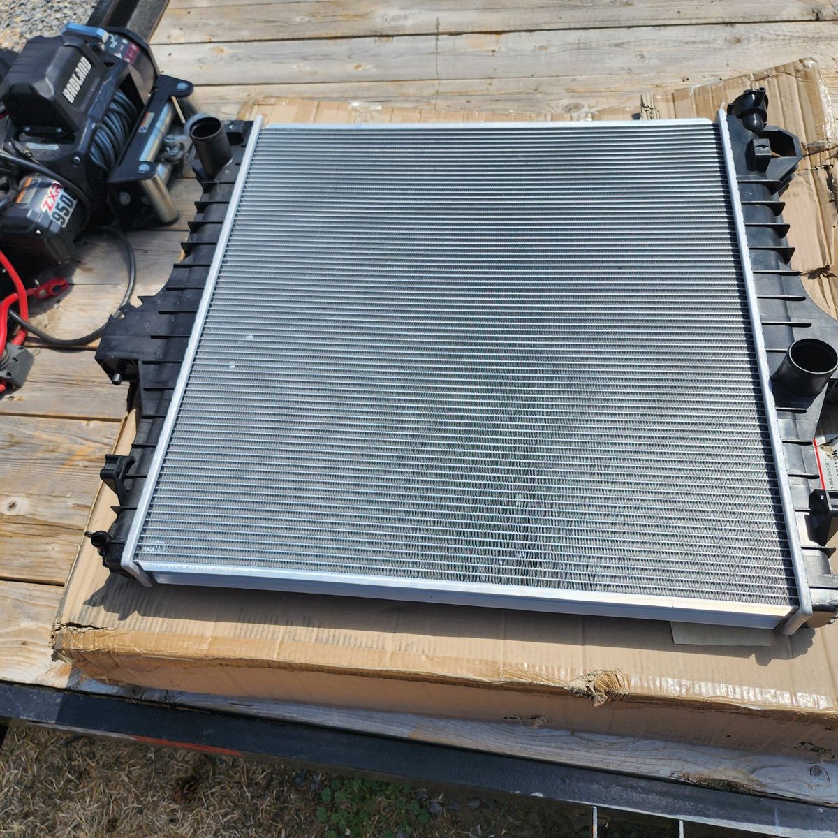 Main image 3