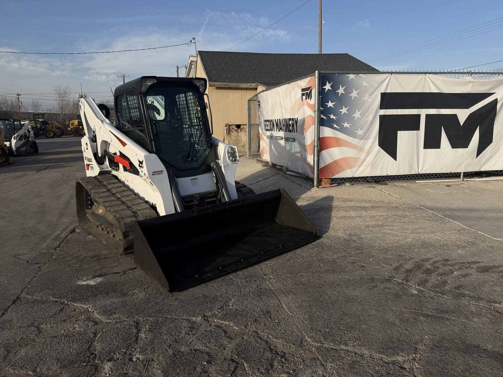 Bobcat T740 Skidsteer Loader Tractor