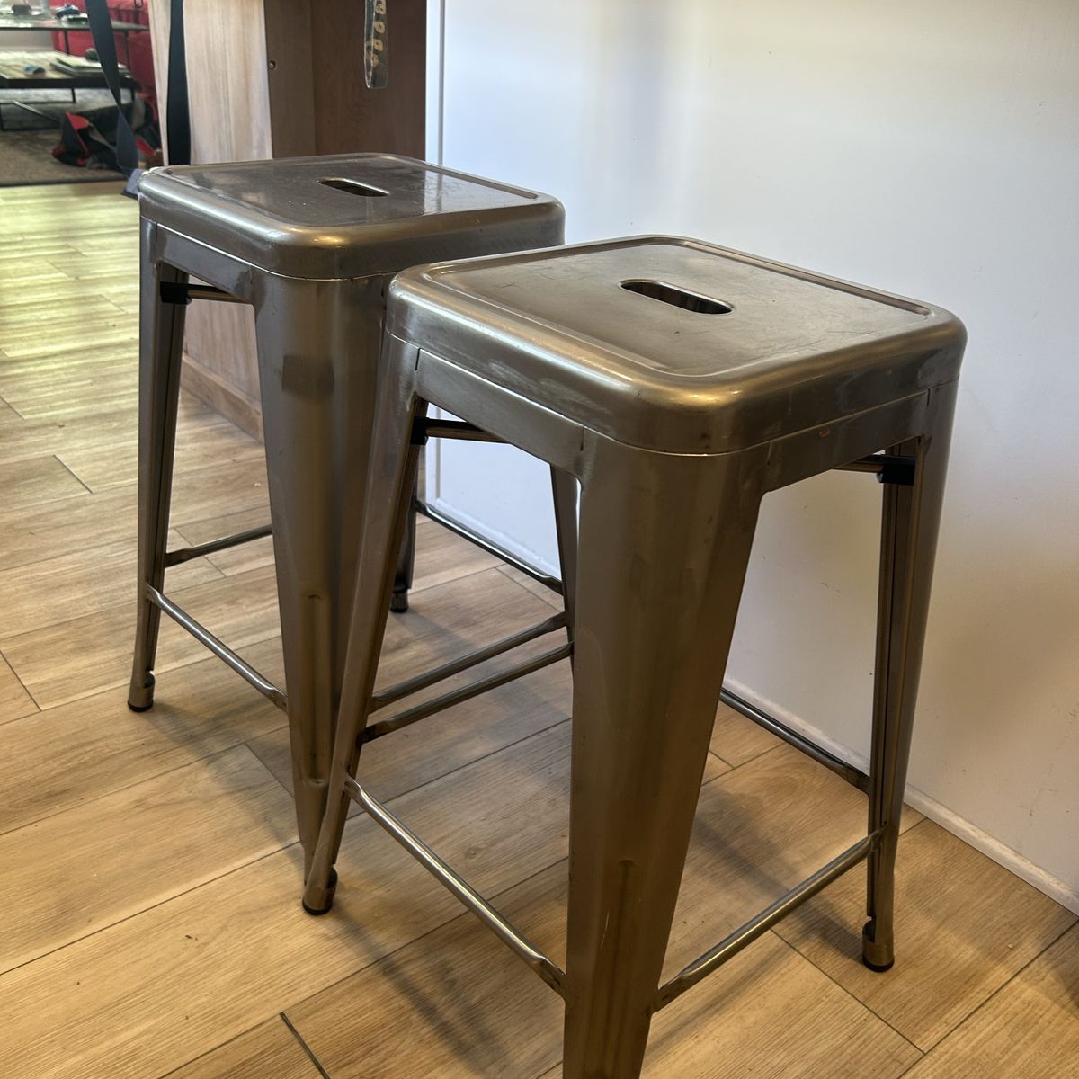Kitchen stools - Counter height
