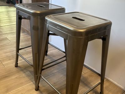 Kitchen stools - Counter height