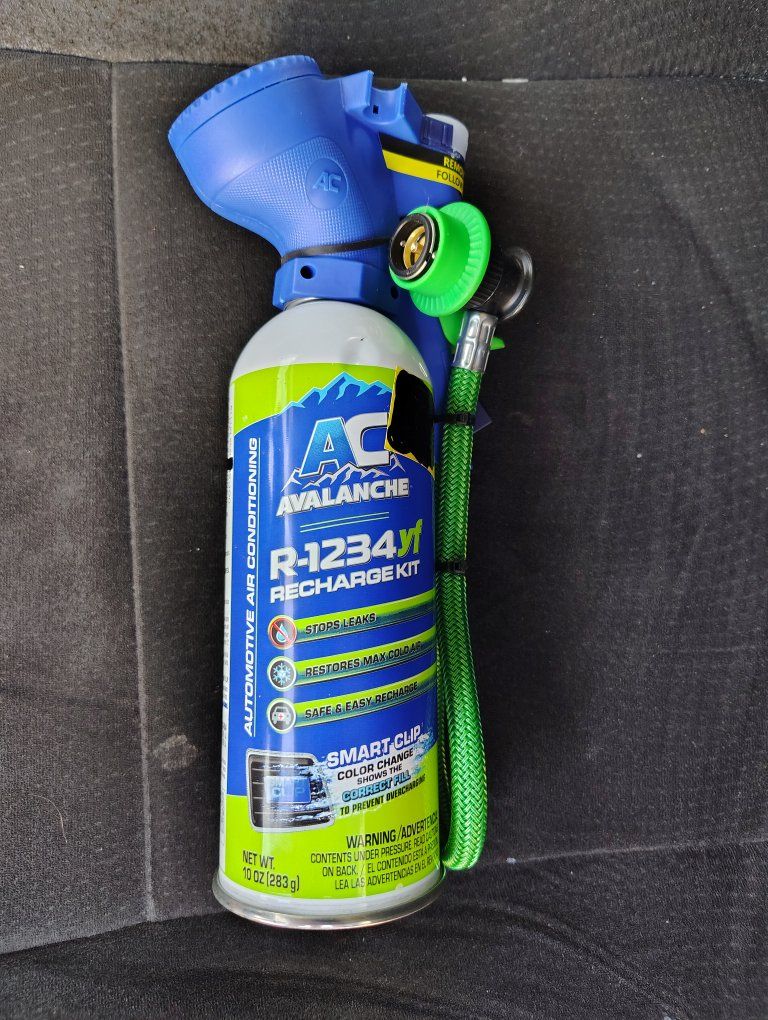 AC Avalanche R-1234yf automotive refrigerant recharge kit.