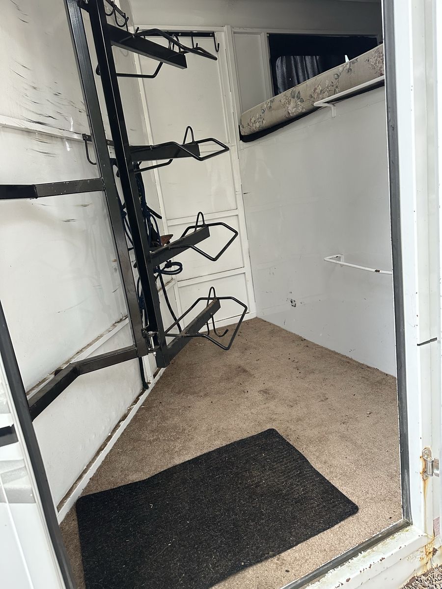 Main image 5