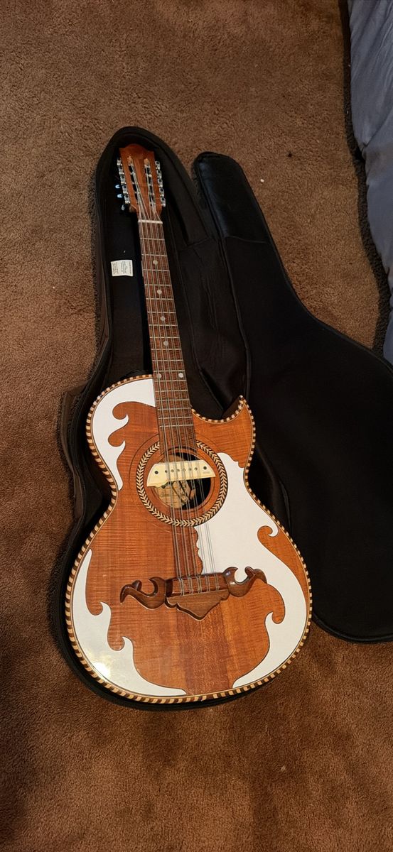 Bajo Sexto 12-String Acoustic-Electric Mexican Guitar with Gig Bag