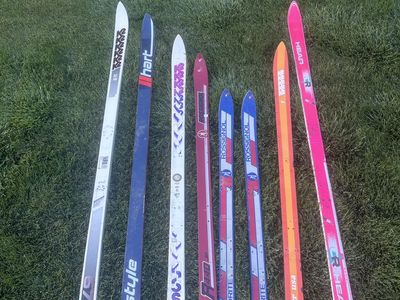 vintage furniture, Skis