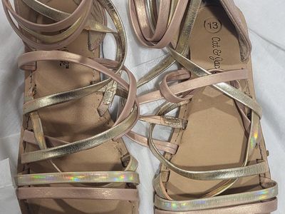 cat and Jack girls sandals size 13