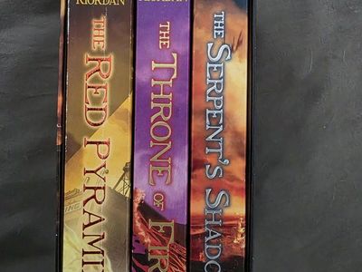 Rick Riordan Kane Chronicles Box Set: The Red Pyramid, Throne of Fire, Serpent's Shadow (Books 1-3)