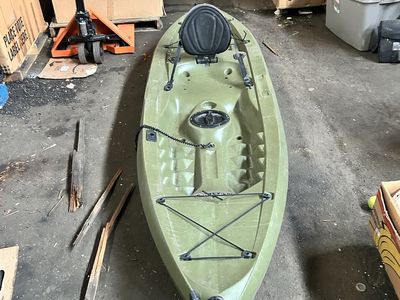 Lifetime fishing kayak