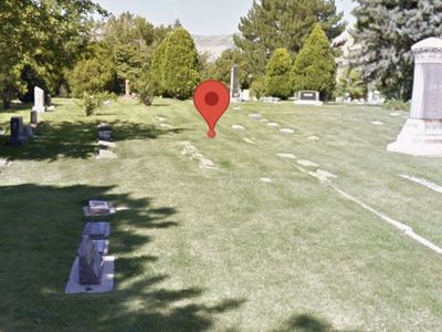 11 Burial Plots / Ogden City Cemetery
